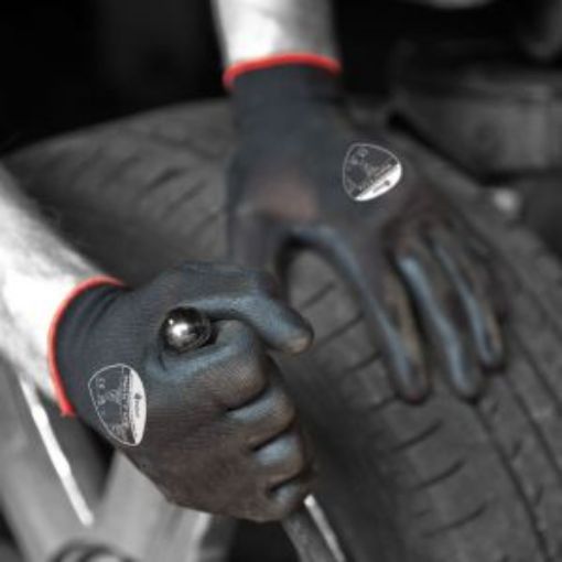 Picture of Matrix P Grip PU Palm Coated Glove - Black